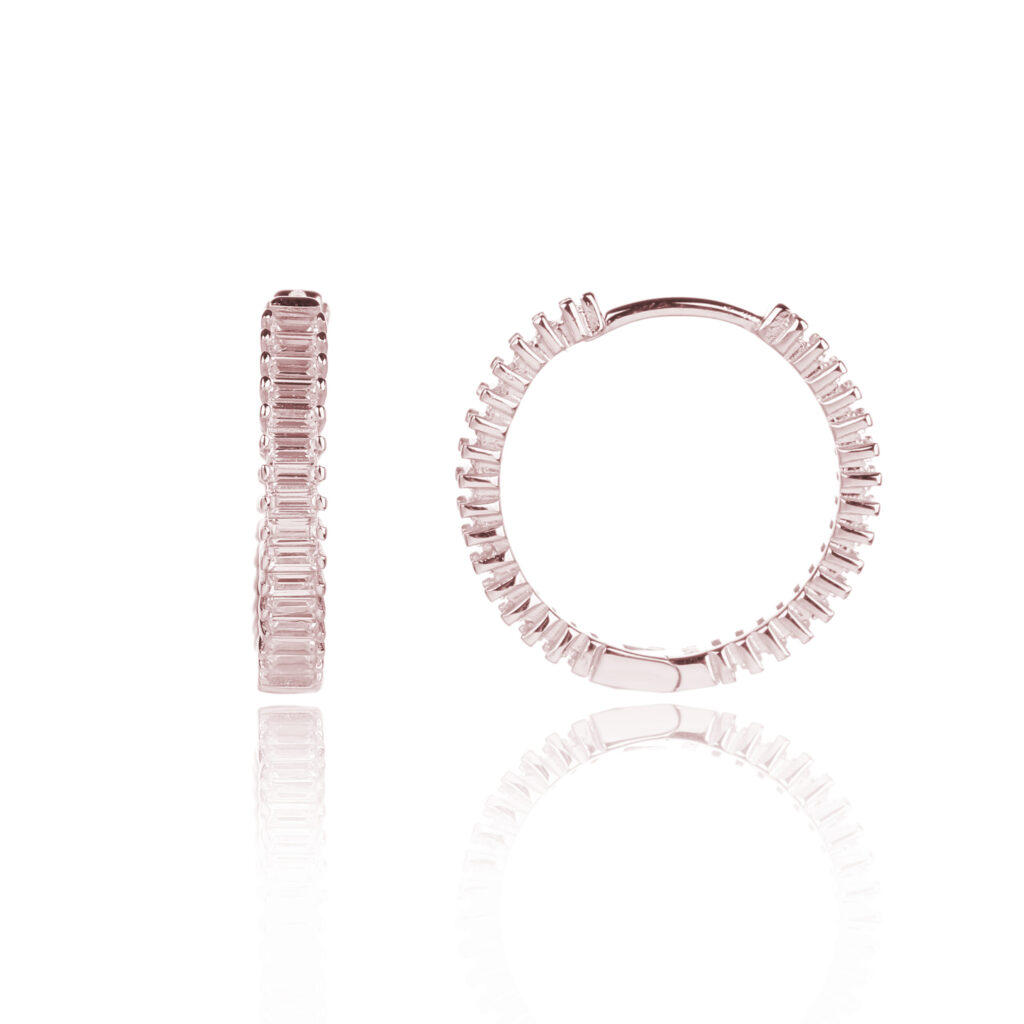 עגילי חישוק עם יהלום