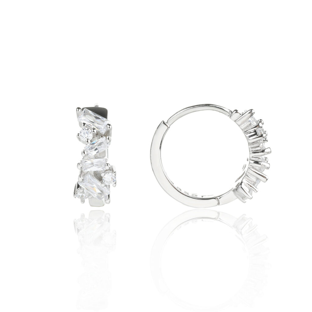 עגילי חישוק משובצים אבני זירקון