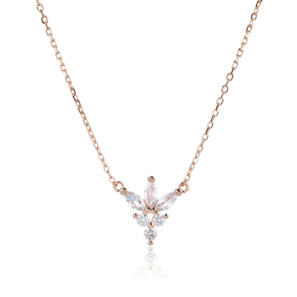 שרשרת ירוקה לאישה